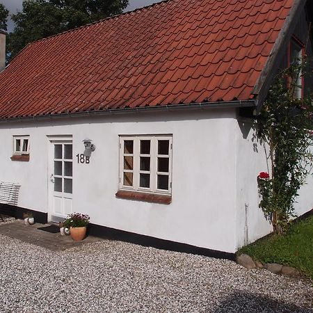 Bjaeldskovgaard Holiday House Funder Kirkeby Екстериор снимка